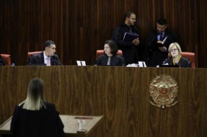 Turma do STF julga hoje pedido de habeas corpus de Lula
